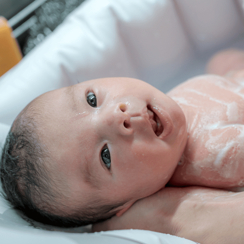 Le bain de bébé 